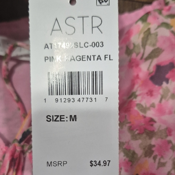 Astr Pink Floral Puff Sleeve Top - Picture 3 of 3